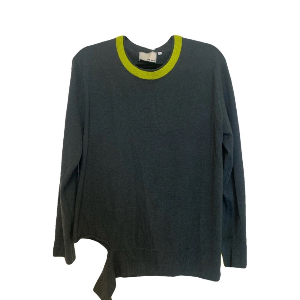 We-ar4 jumper in green with lime green details - size L - very good condition